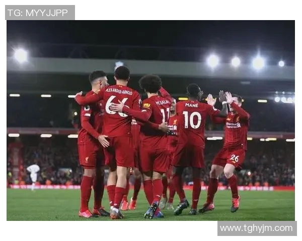 悉尼足球队与利物浦展开友谊赛激战球迷期待精彩对决