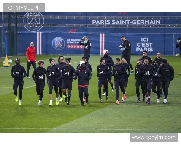 里昂与里尔对决前瞻分析双方近期状态及战术布局探讨